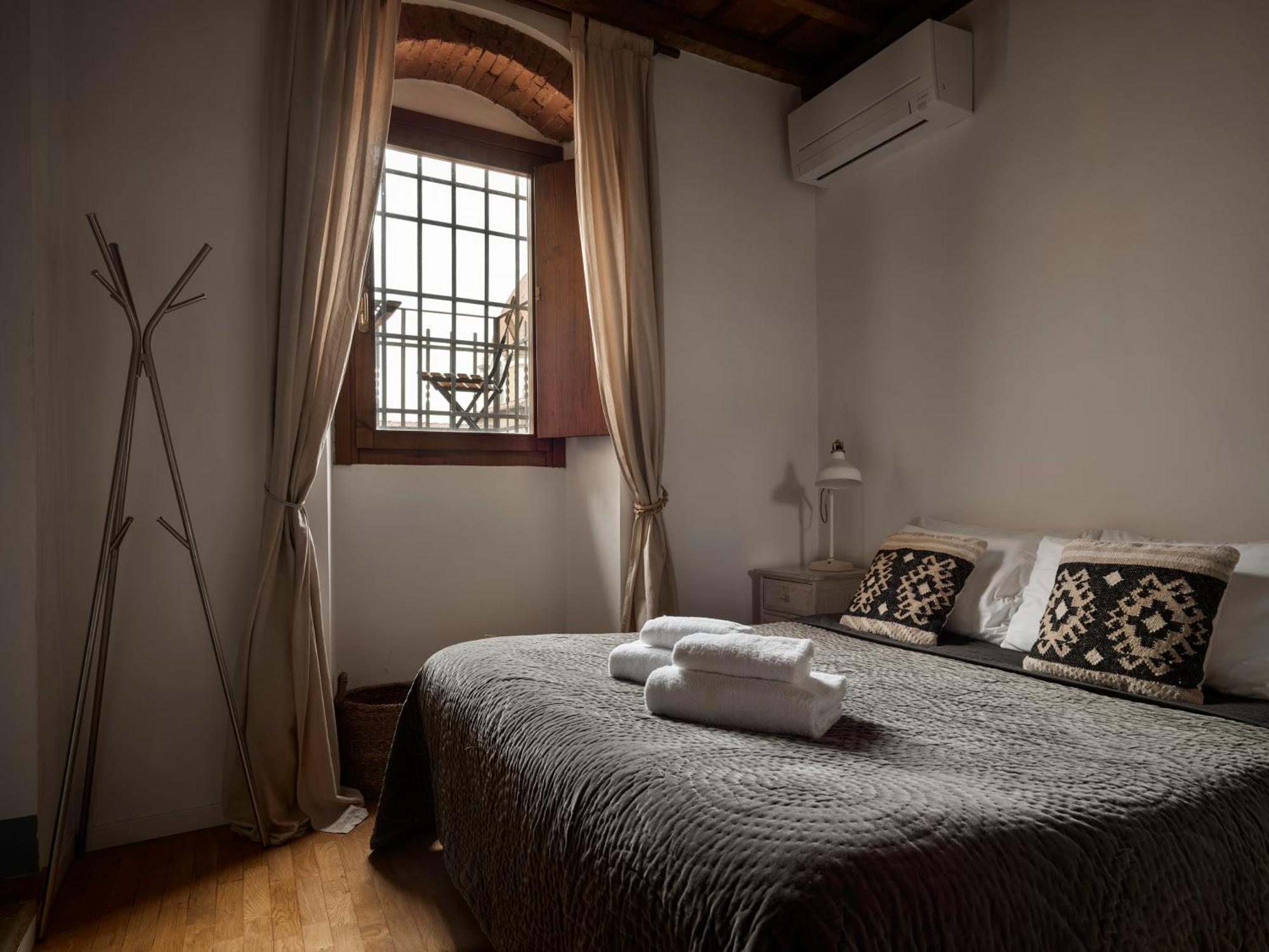 One Of A Kind Near The Duomo W/Balcony Palace Apt Florencie Exteriér fotografie